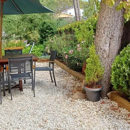 Tamariu Chalet, 3 Bedroom In Main House And Self Contained Unit *