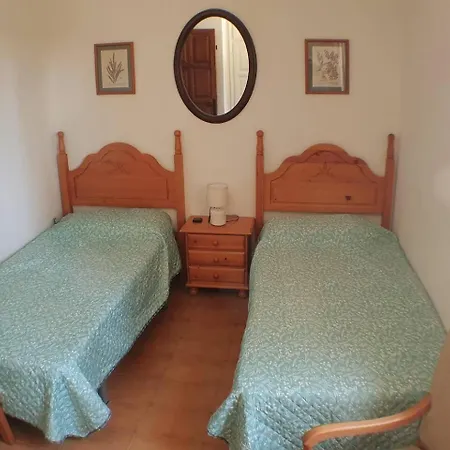 Tamariu Chalet, 3 Bedroom In Main House And Self Contained Unit Palafrugell